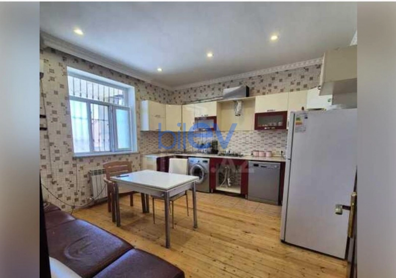 Satış 3 otaqlı Həyət evi  180m², Bakı