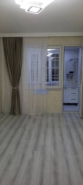 Satış 3 otaqlı Köhnə Tikili bina evi  60m², Bakı