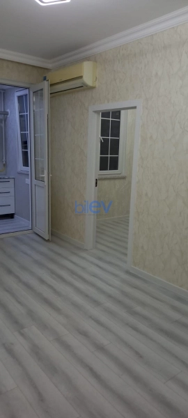 Satış 3 otaqlı Köhnə Tikili bina evi  60m², Bakı