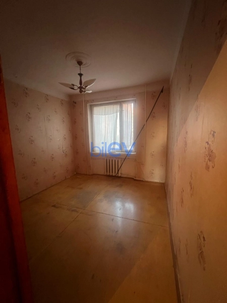 Satış 5 otaqlı Köhnə Tikili bina evi  120m², Bakı