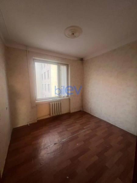Satış 5 otaqlı Köhnə Tikili bina evi  120m², Bakı