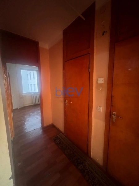 Satış 5 otaqlı Köhnə Tikili bina evi  120m², Bakı