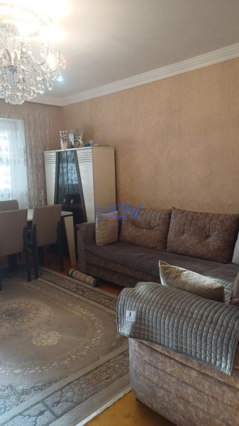 Satış 3 otaqlı Köhnə Tikili bina evi  85m², Bakı