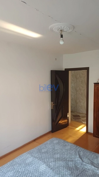 Satış 3 otaqlı Köhnə Tikili bina evi  85m², Bakı
