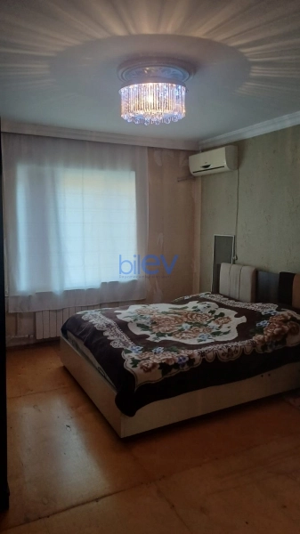 Satış 3 otaqlı Köhnə Tikili bina evi  85m², Bakı