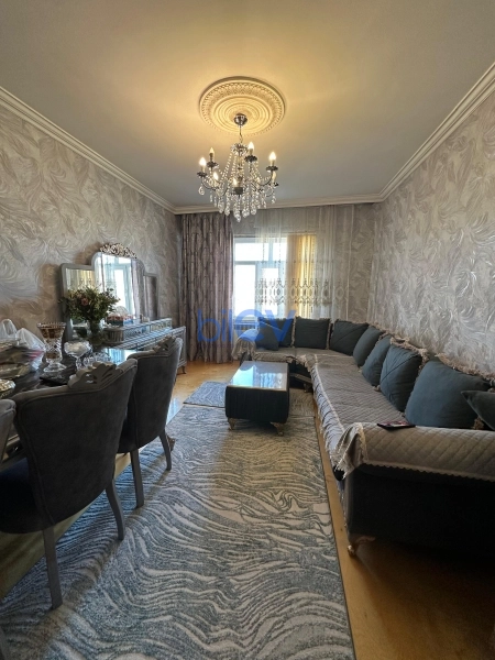 Satış 4 otaqlı Köhnə Tikili bina evi  100m², Bakı