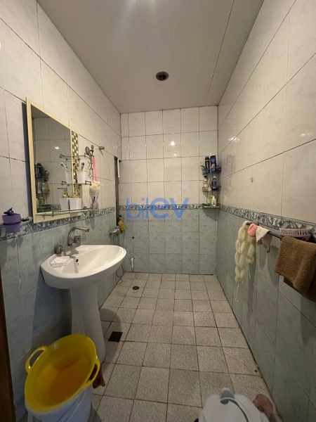 Satış 4 otaqlı Köhnə Tikili bina evi  100m², Bakı