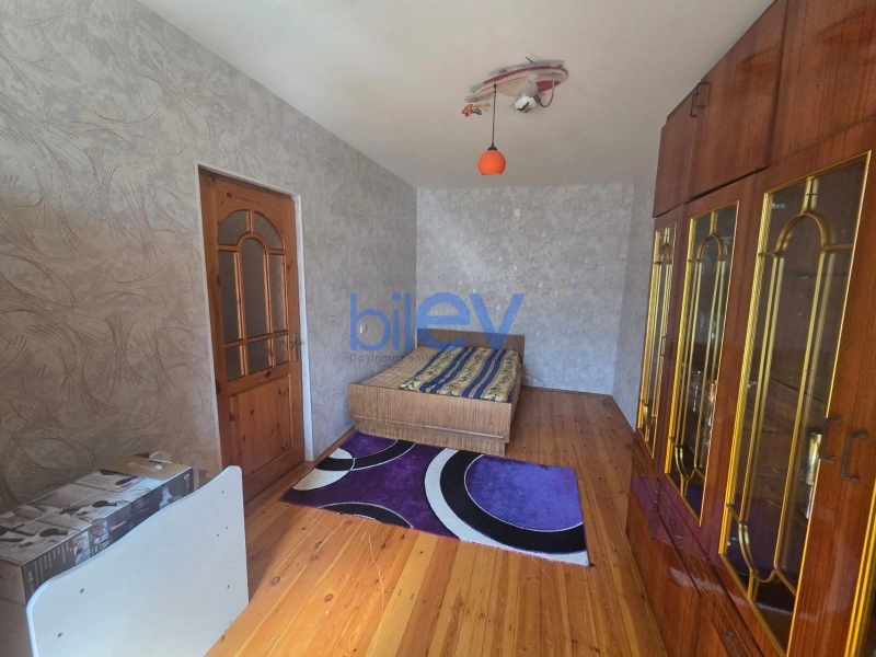 Satış 4 otaqlı Köhnə Tikili bina evi  80m², Lənkəran