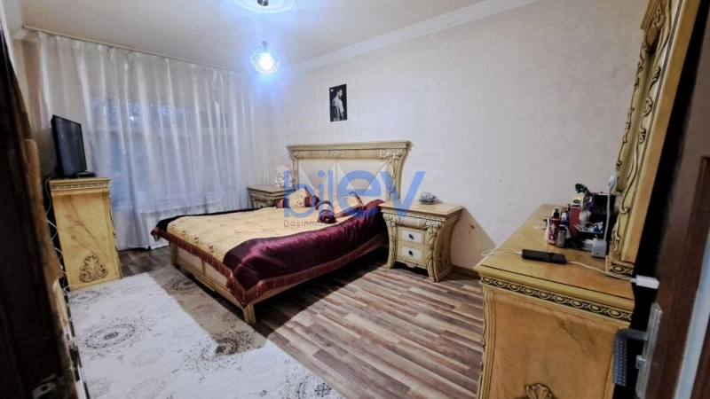 Satış 4 otaqlı Köhnə Tikili bina evi  100m², Bakı