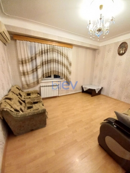 Satış 2 otaqlı Köhnə Tikili bina evi  45m², Bakı