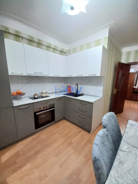 Satış 2 otaqlı Köhnə Tikili bina evi  45m², Bakı