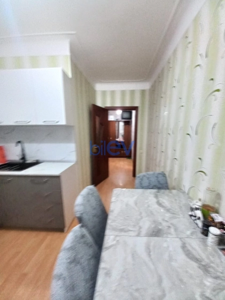 Satış 2 otaqlı Köhnə Tikili bina evi  45m², Bakı
