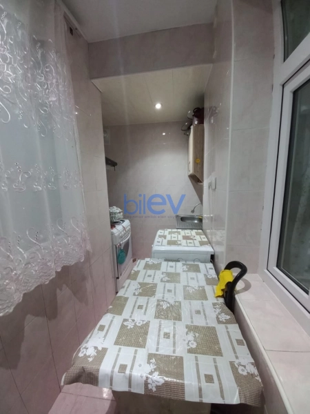 Satış 2 otaqlı Köhnə Tikili bina evi  45m², Bakı