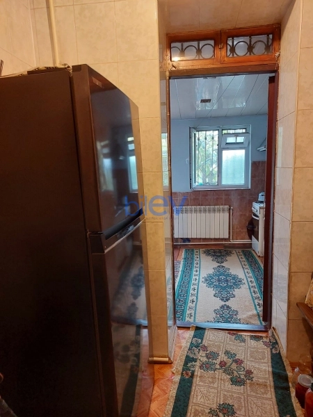 Satış 3 otaqlı Köhnə Tikili bina evi  75m², Bakı