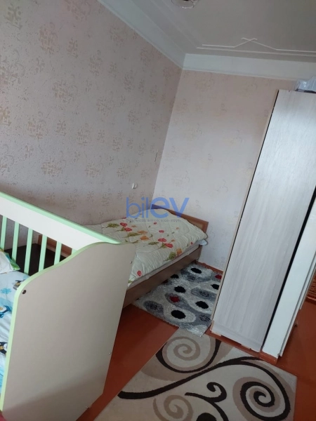 Satış 2 otaqlı Köhnə Tikili bina evi  60m², Bakı