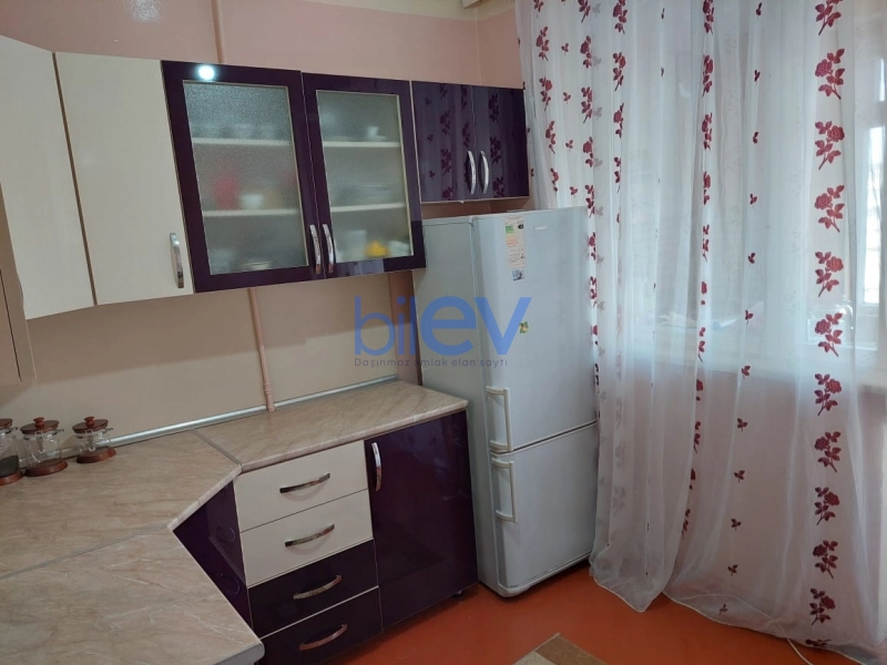 Satış 2 otaqlı Köhnə Tikili bina evi  60m², Bakı