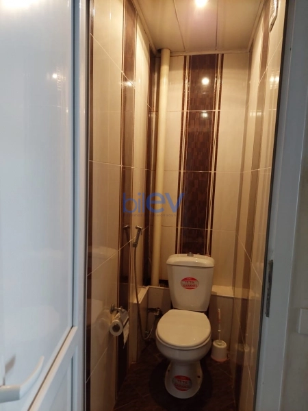 Satış 2 otaqlı Köhnə Tikili bina evi  60m², Bakı