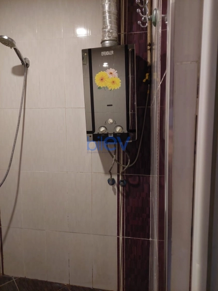 Satış 2 otaqlı Köhnə Tikili bina evi  60m², Bakı