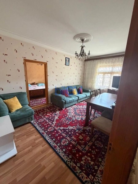 Satış 5 otaqlı Köhnə Tikili bina evi  120m², Bakı