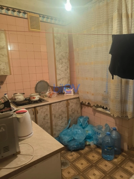 Satış 3 otaqlı Köhnə Tikili bina evi  80m², Bakı