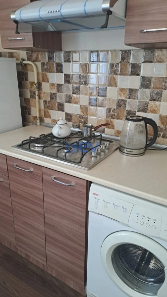 Günlük Kirayə 3 otaqlı Yeni Tikili bina evi  75m², Bakı