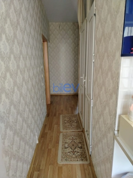 Satış 5 otaqlı Köhnə Tikili bina evi  120m², Bakı