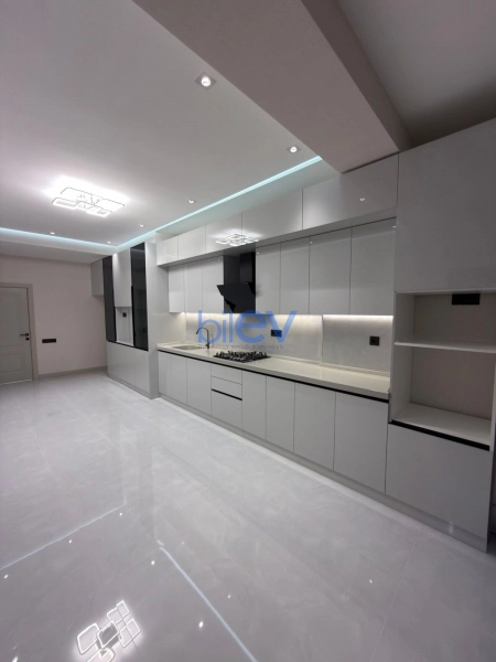 Satış 3 otaqlı Yeni Tikili bina evi  142m², Bakı