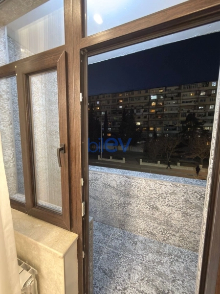 Satış 3 otaqlı Yeni Tikili bina evi  142m², Bakı