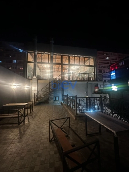 Aylıq Kirayə 10 otaqlı Obyekt  400m², Bakı
