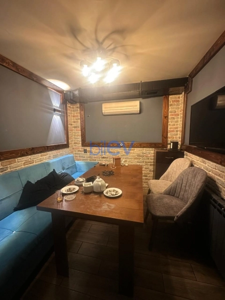 Aylıq Kirayə 10 otaqlı Obyekt  400m², Bakı
