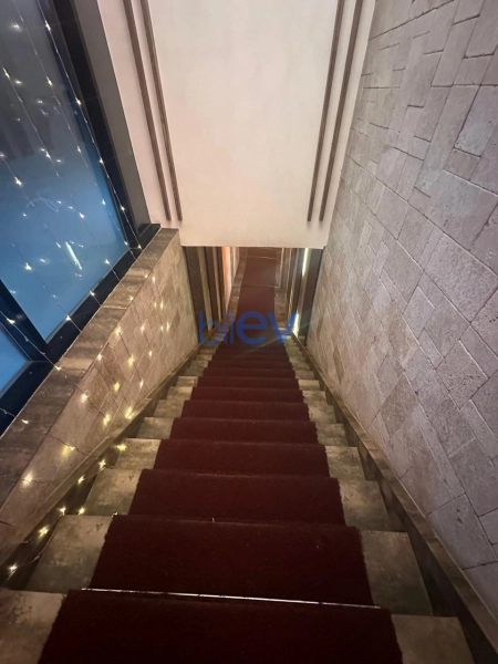 Aylıq Kirayə 10 otaqlı Obyekt  400m², Bakı