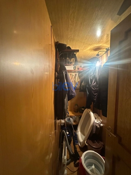 Satış 4 otaqlı Köhnə Tikili bina evi  100m², Bakı