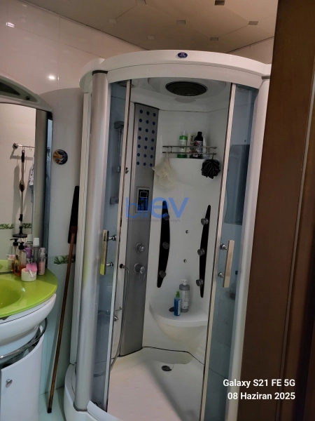 Aylıq Kirayə 2 otaqlı Yeni Tikili bina evi  90m², Bakı
