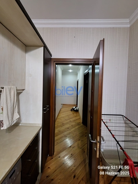 Aylıq Kirayə 2 otaqlı Yeni Tikili bina evi  90m², Bakı