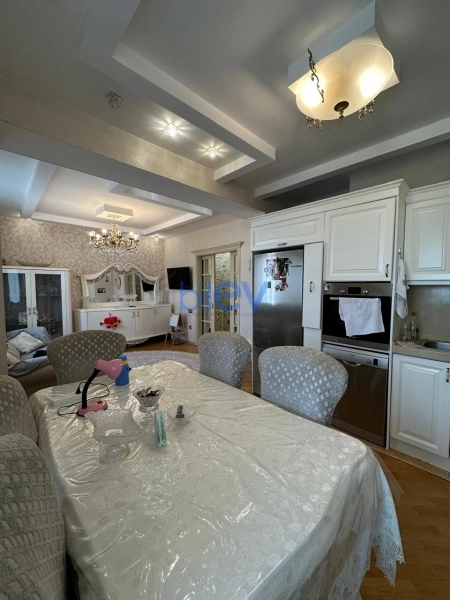 Satış 3 otaqlı Yeni Tikili bina evi  90m², Bakı
