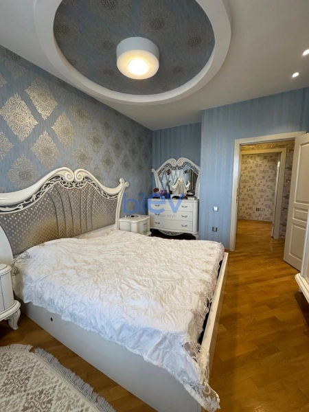 Satış 3 otaqlı Yeni Tikili bina evi  90m², Bakı