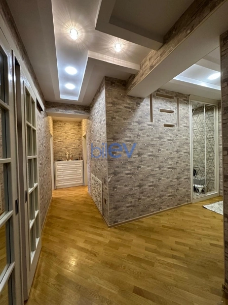 Satış 3 otaqlı Yeni Tikili bina evi  90m², Bakı