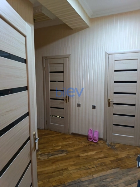 Satış 3 otaqlı Yeni Tikili bina evi  75m², Bakı
