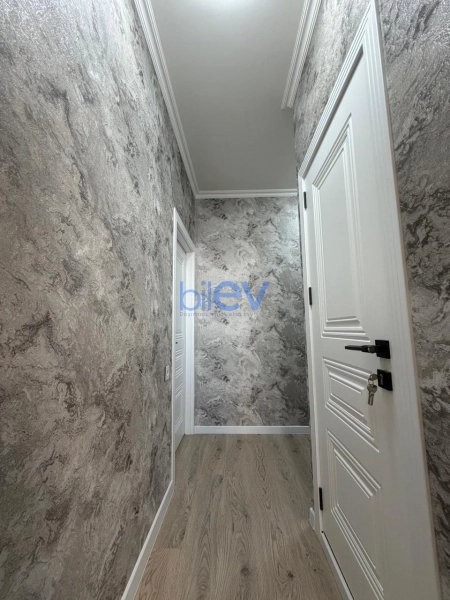 Satış 2 otaqlı Köhnə Tikili bina evi  45m², Bakı