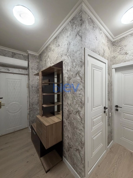 Satış 2 otaqlı Köhnə Tikili bina evi  45m², Bakı