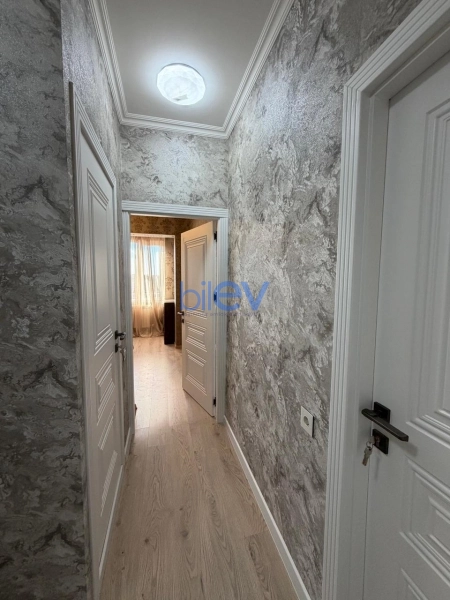 Satış 2 otaqlı Köhnə Tikili bina evi  45m², Bakı