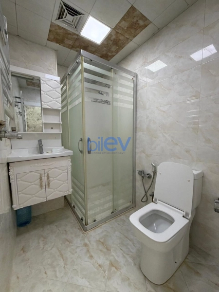 Satış 2 otaqlı Köhnə Tikili bina evi  45m², Bakı