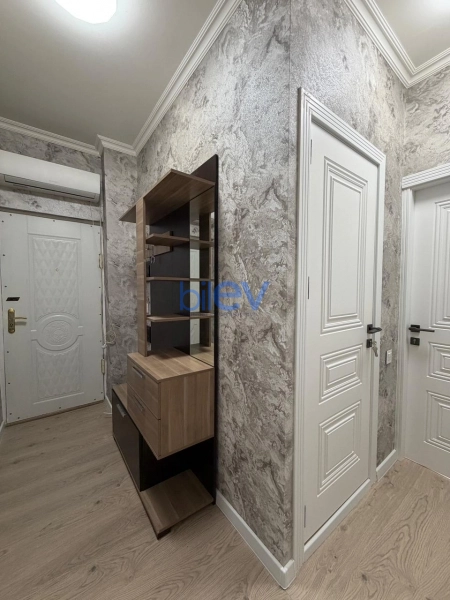 Satış 2 otaqlı Köhnə Tikili bina evi  45m², Bakı