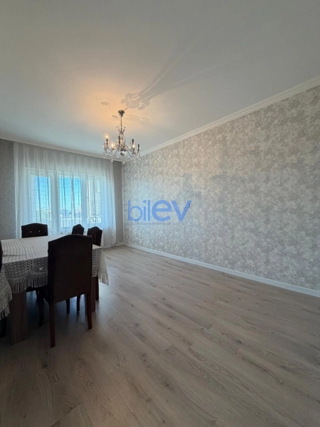 Satış 2 otaqlı Köhnə Tikili bina evi  45m², Bakı