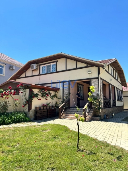 Satış 4 otaqlı Bağ evi  220m², Bakı