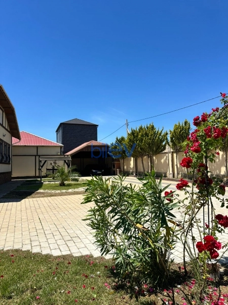 Satış 4 otaqlı Bağ evi  220m², Bakı