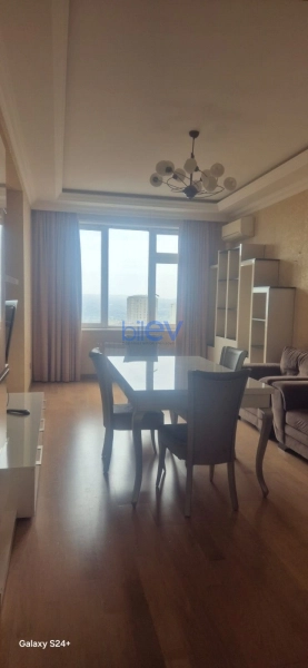 Aylıq Kirayə 2 otaqlı Yeni Tikili bina evi  80m², Bakı