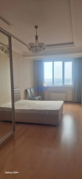 Aylıq Kirayə 2 otaqlı Yeni Tikili bina evi  80m², Bakı