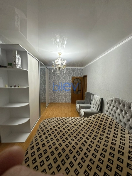 Satış 2 otaqlı Köhnə Tikili bina evi  60m², Bakı