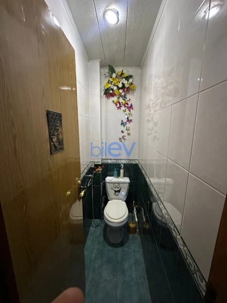 Satış 2 otaqlı Köhnə Tikili bina evi  60m², Bakı